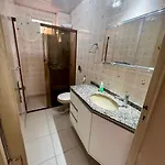 Quarto A 200 Metros Da Praia De Bc